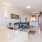 Erifili Kallithea * Kallithea (Chalkidiki)