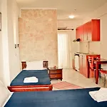 Erifili Kallithea 公寓 *